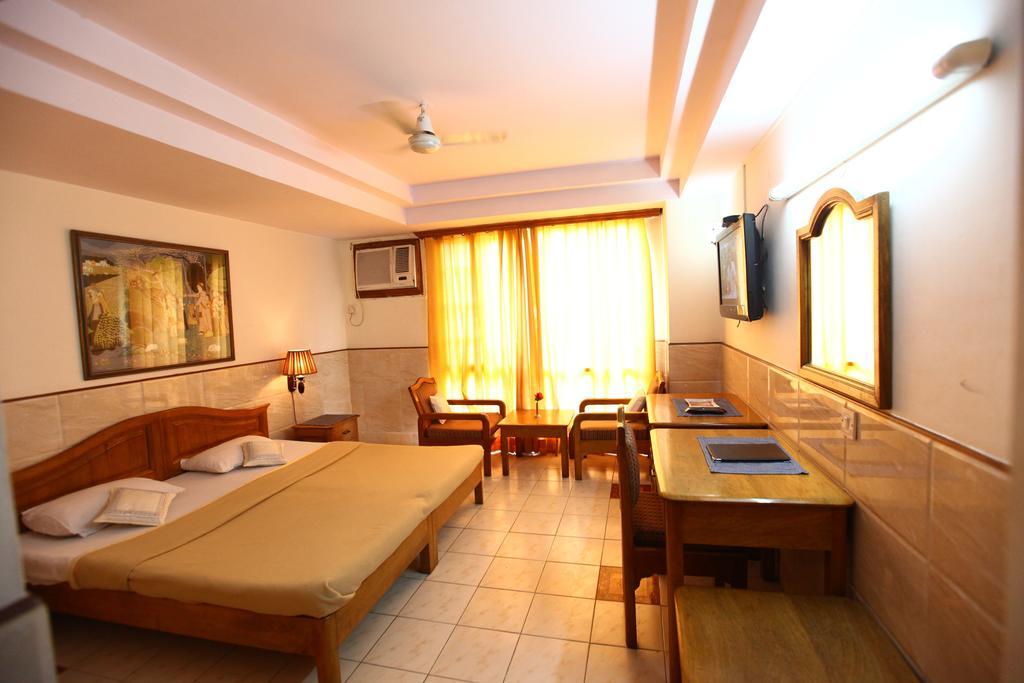 Hotel Ekant Faridabad Extérieur photo